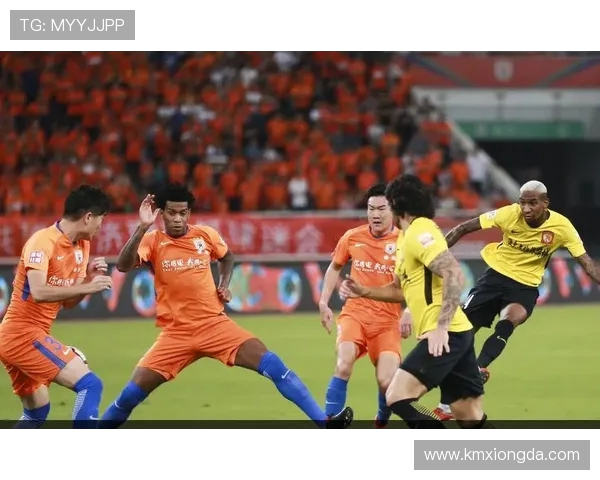 成都足球队强势领跑联赛积分榜以80分稳居第一名位置