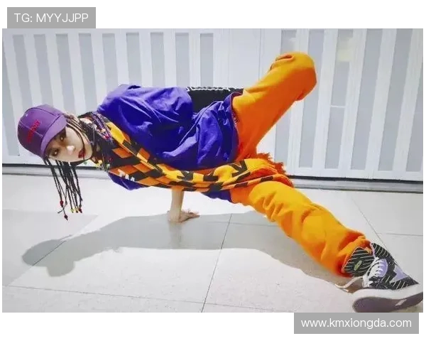 武汉街舞队的团队协作与创意表达探索之旅 武汉街舞队的团队协作与创意表达探索之旅