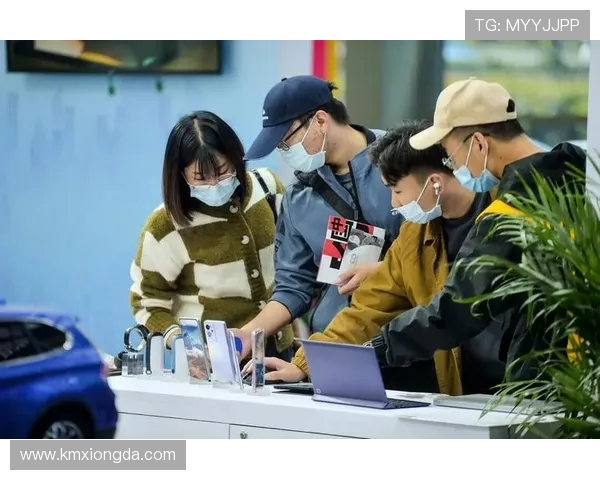 深圳羽毛球队状态变革引发热议球员表现与训练模式的全新探索 深圳羽毛球队状态变革引发热议球员表现与训练模式的全新探索