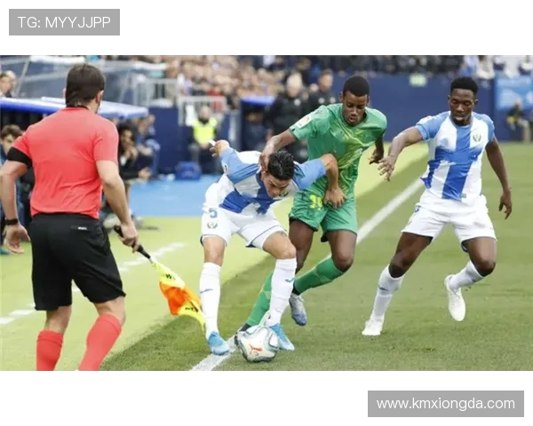 西安足球队在大师赛积分榜上以81分稳居第一名展现强劲实力