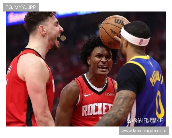 2005年NBA季后赛火箭与小牛的激烈对决回顾与精彩瞬间分析