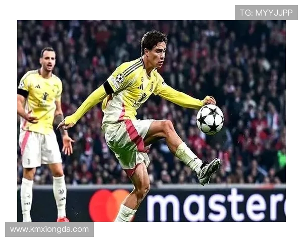 尤文图斯与巴萨激战黄牌频出球员表现引发热议